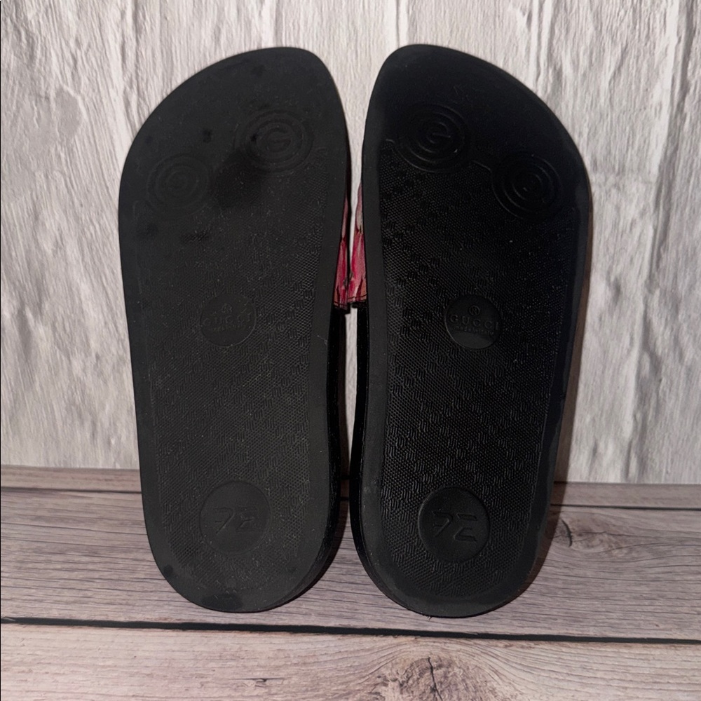 Gucci Slides - Picture 8 of 10